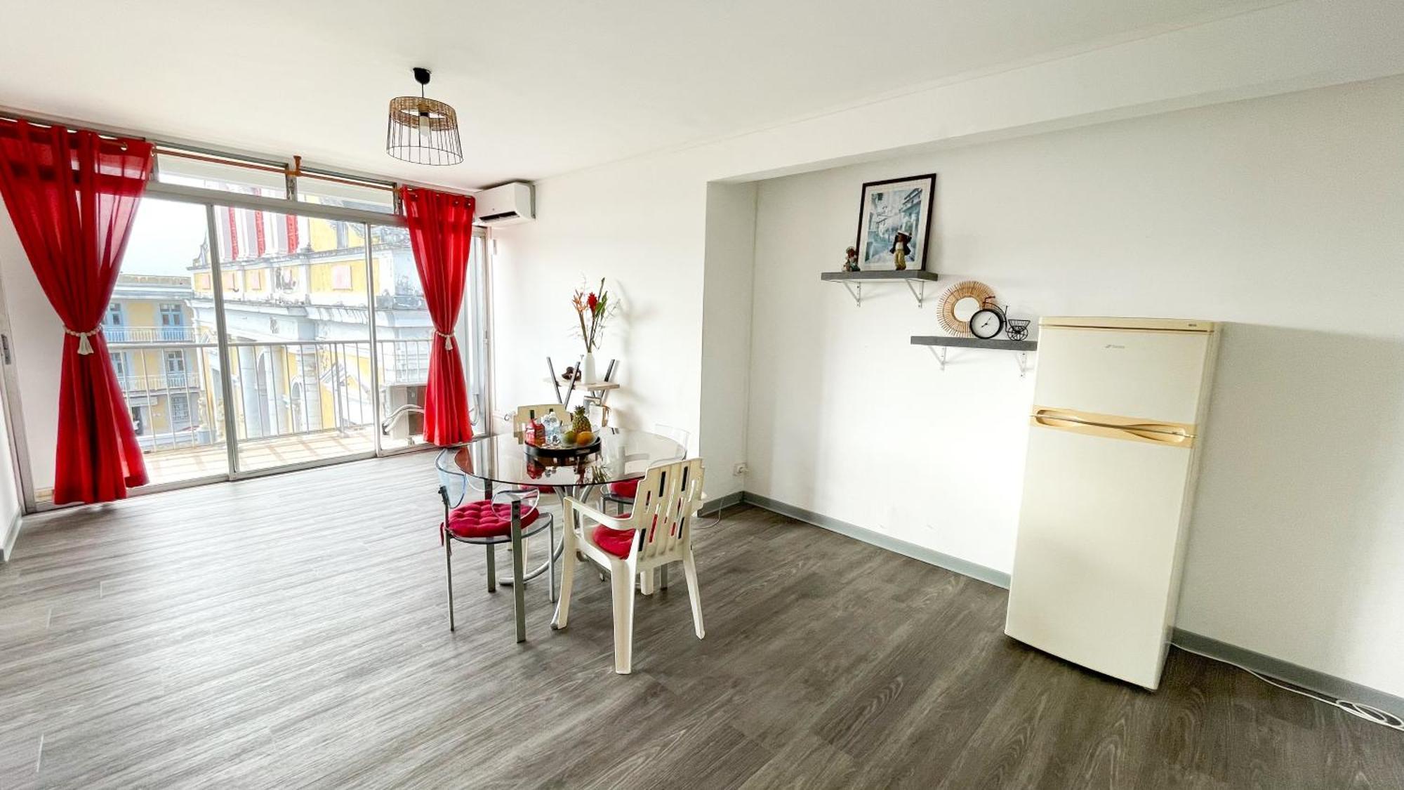 Ferienwohnung Grand Sejour Lumineux Avec Balcon & Vue Cathedrale Pointe-à-Pitre Exterior foto