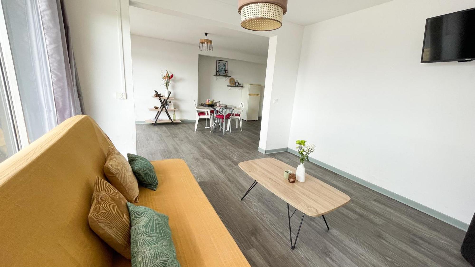 Ferienwohnung Grand Sejour Lumineux Avec Balcon & Vue Cathedrale Pointe-à-Pitre Exterior foto