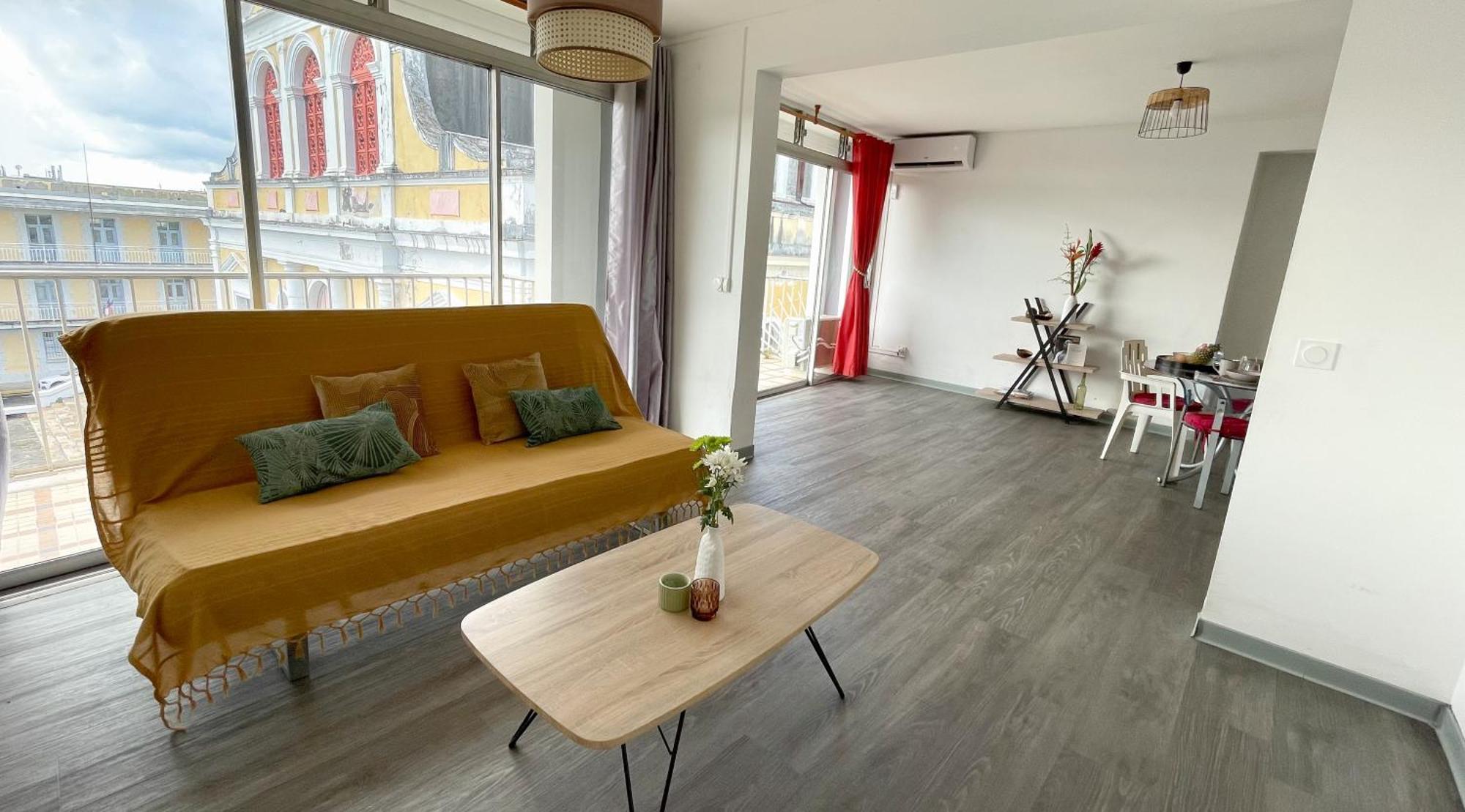 Ferienwohnung Grand Sejour Lumineux Avec Balcon & Vue Cathedrale Pointe-à-Pitre Exterior foto
